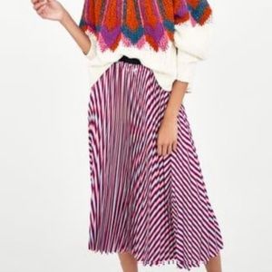 Zara pleated stripped skirt.